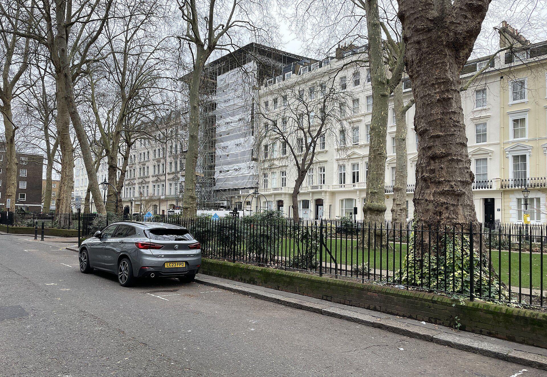Norfolk Square Garden